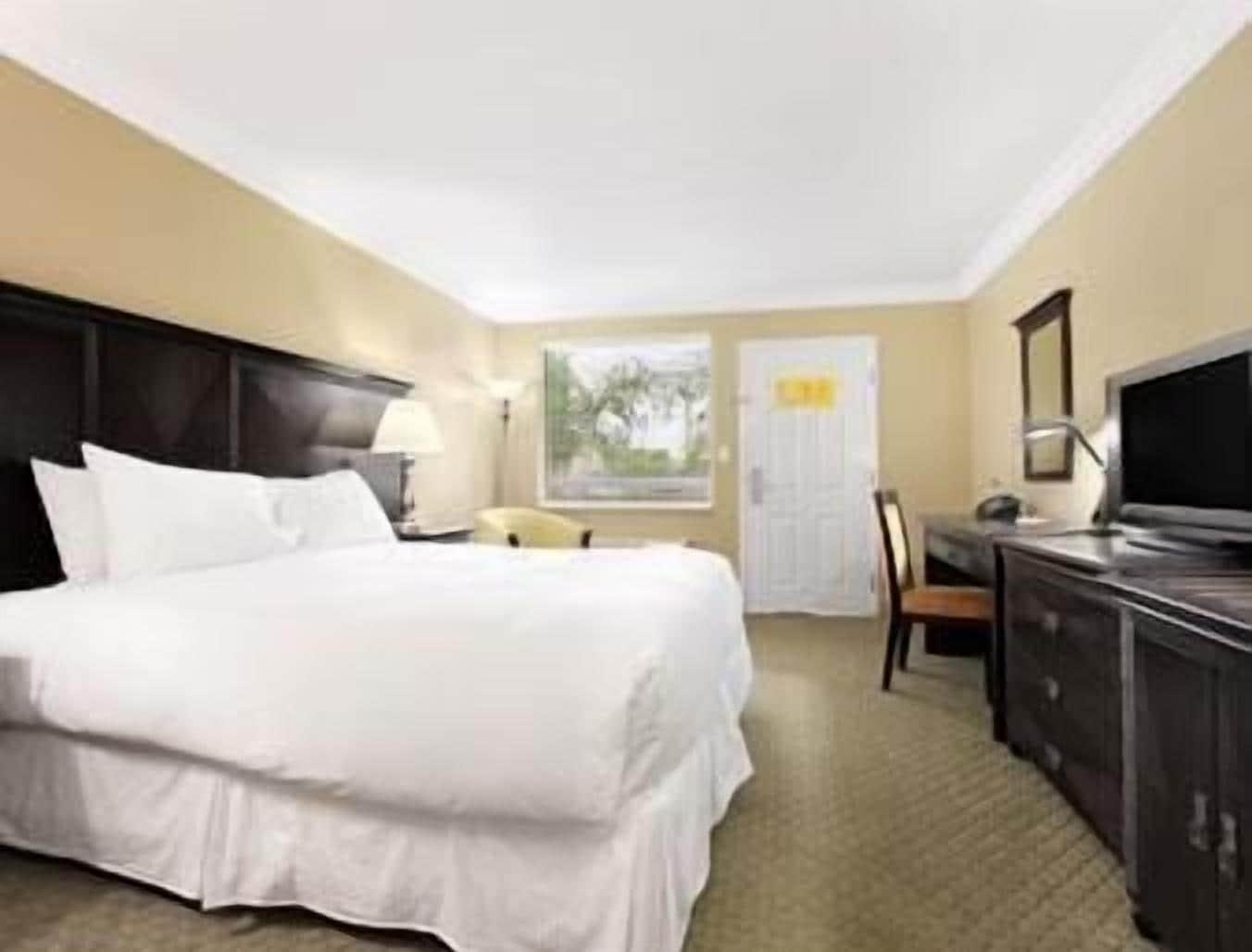 Ramada By Wyndham Lake Placid Room photo