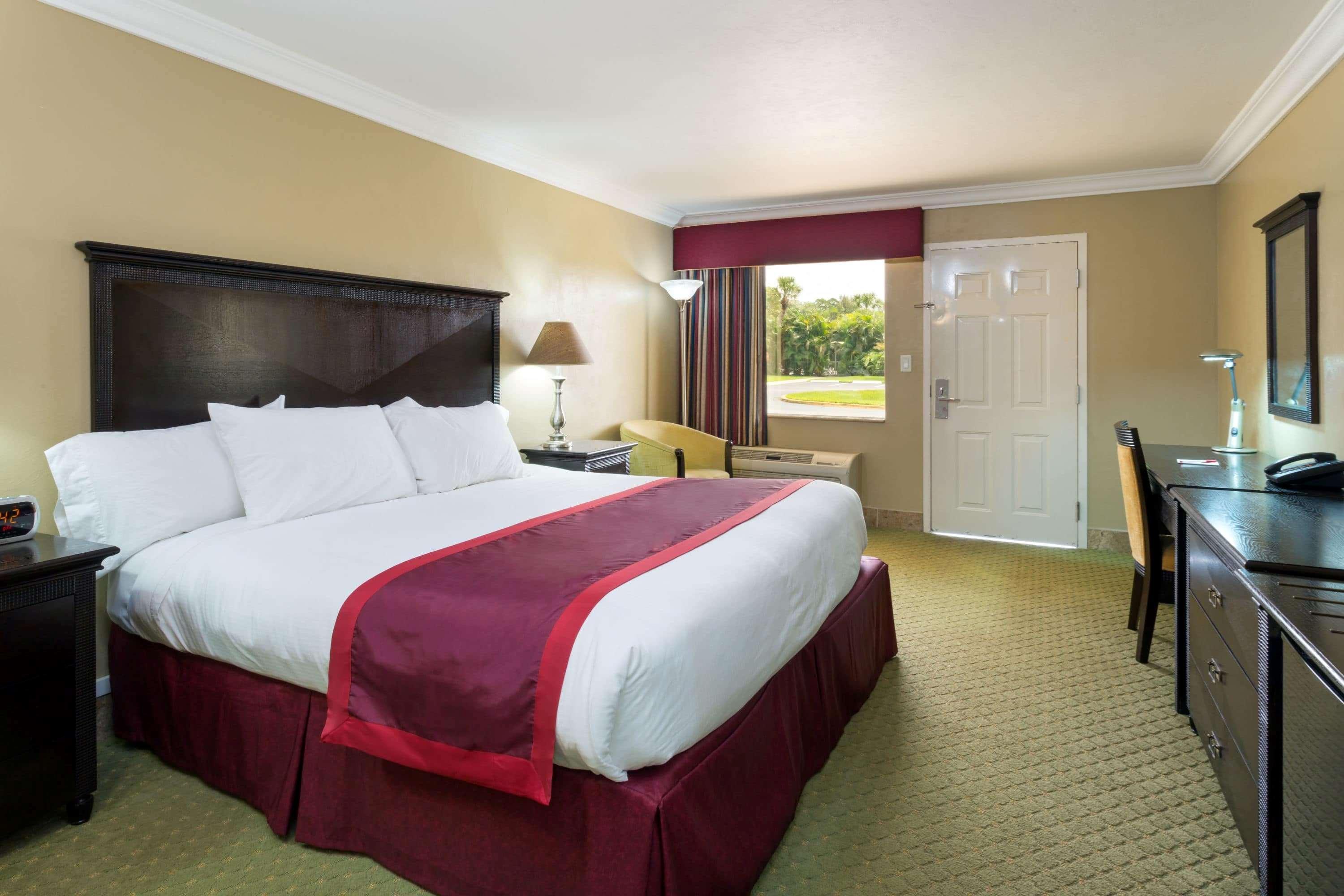 Ramada By Wyndham Lake Placid Exterior photo