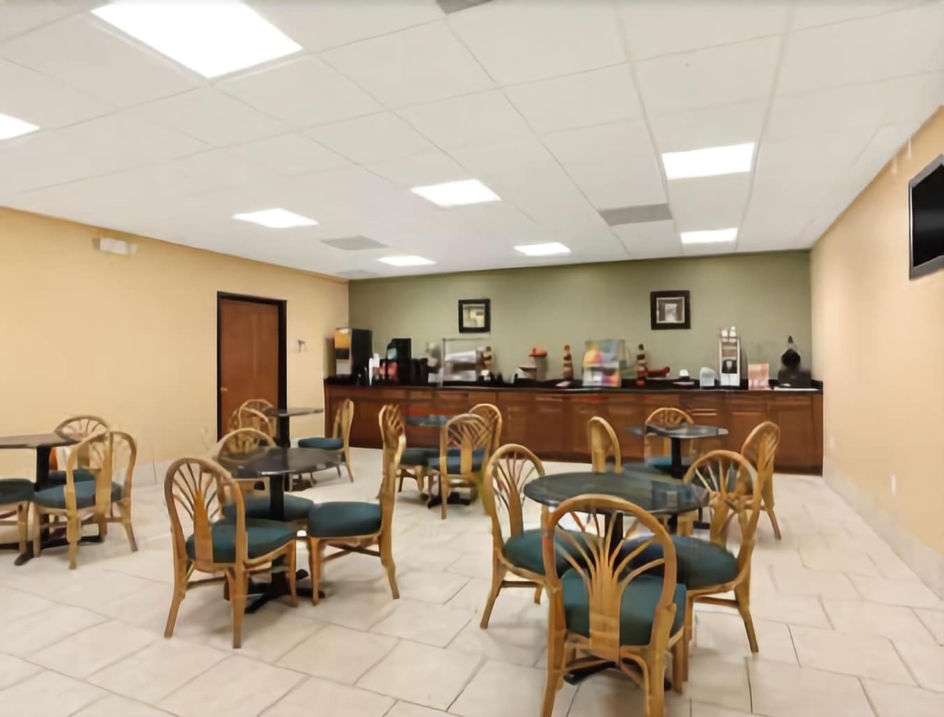 Ramada By Wyndham Lake Placid Exterior photo